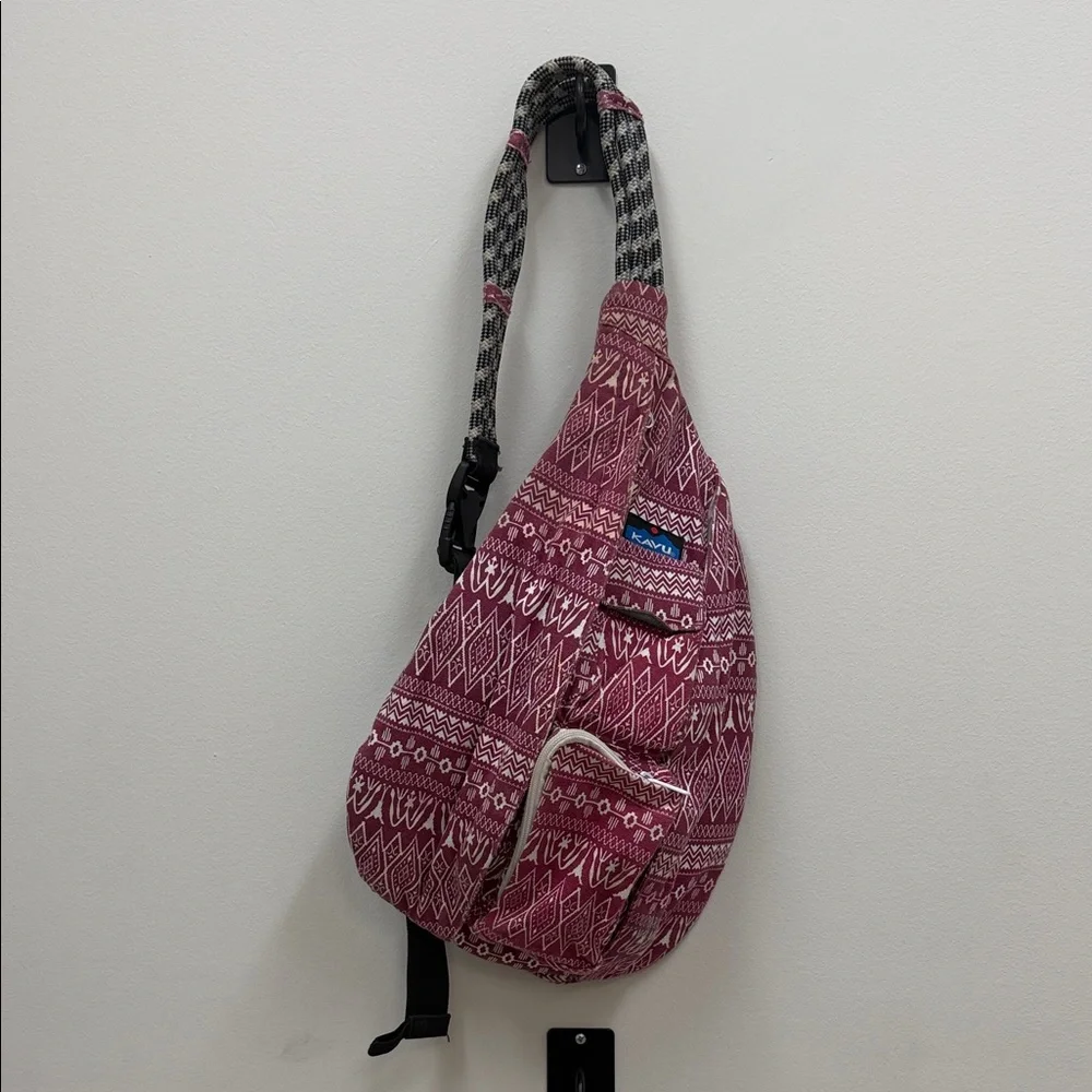 Kavu Slingpack Sling Bag Burgundy White Aztec Ropalooza Rope Bag!